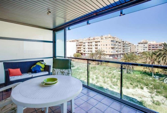 Resale - Apartment / flat - Torrevieja - Torrevieja - Playa del Cura