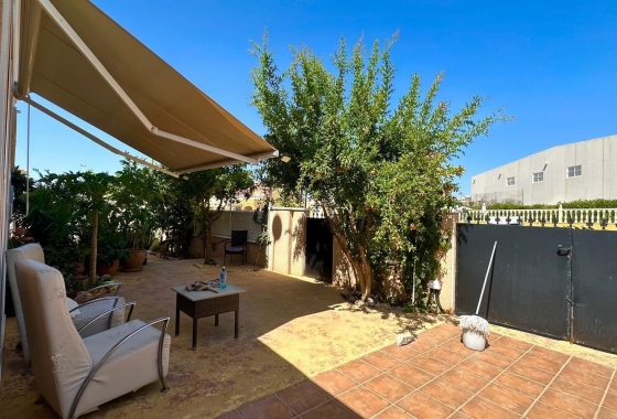 Reventa - Villa - Orihuela Costa - La Regia