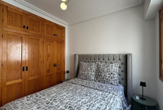 Rynek Wtórny - Poddasze - Torrevieja - Torrevieja - Playa del Cura