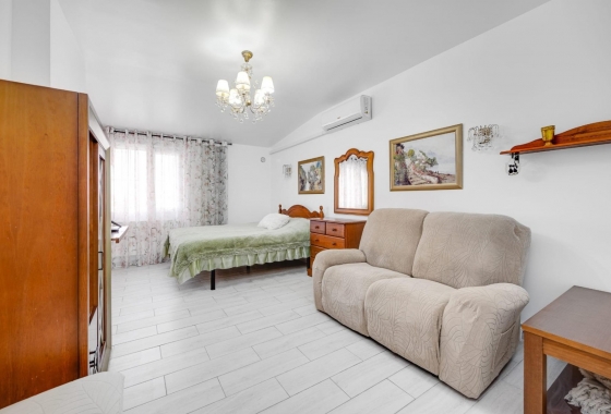 Rynek Wtórny - Bliźniak - Torrevieja - Torrevieja - Playa de los Locos