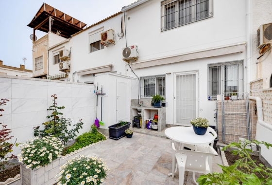 Rynek Wtórny - Bliźniak - Torrevieja - Torrevieja - Playa de los Locos