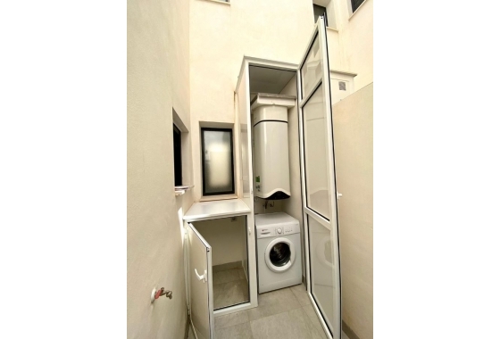 Reventa - Apartamento / piso - Torrevieja - La loma