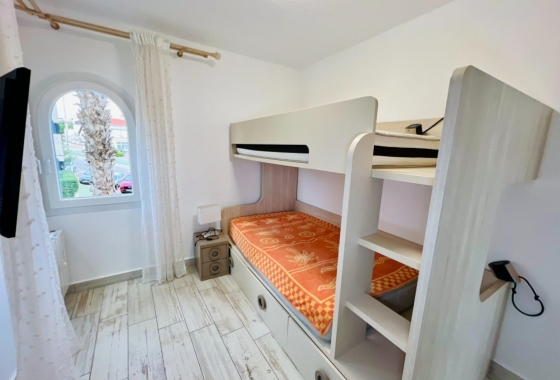 Reventa - Apartamento / piso - Torrevieja - Torreblanca
