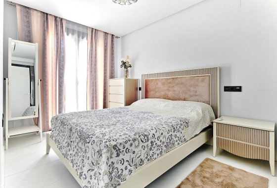 Reventa - Apartamento / piso - Pilar de la Horadada - TORRE DE LA HORADADA