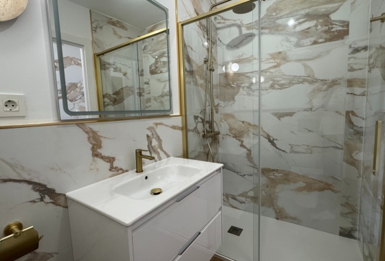 Reventa - Apartamento / piso - Orihuela Costa - Punta Prima