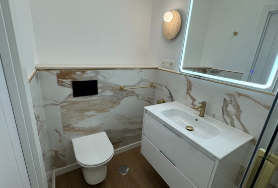 Reventa - Apartamento / piso - Orihuela Costa - Punta Prima