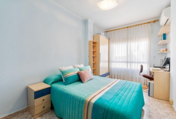 Reventa - Apartamento / piso - Torrevieja - Centro