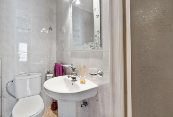 Reventa - Apartamento / piso - Torrevieja - Centro