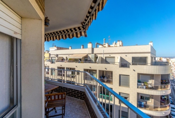 Reventa - Apartamento / piso - Torrevieja - Centro