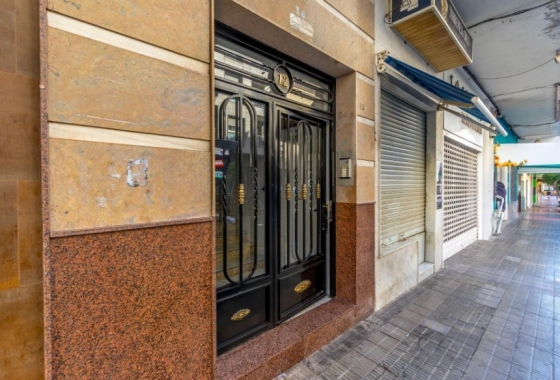 Reventa - Apartamento / piso - Torrevieja - Centro