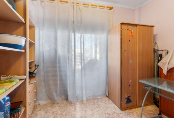 Reventa - Apartamento / piso - Torrevieja - Centro