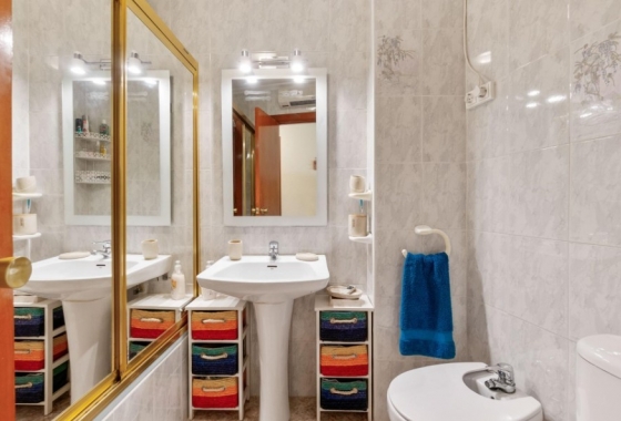 Reventa - Apartamento / piso - Torrevieja - Centro