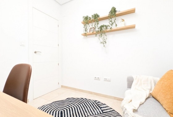 Reventa - Apartamento / piso - Orihuela Costa - Los Dolses