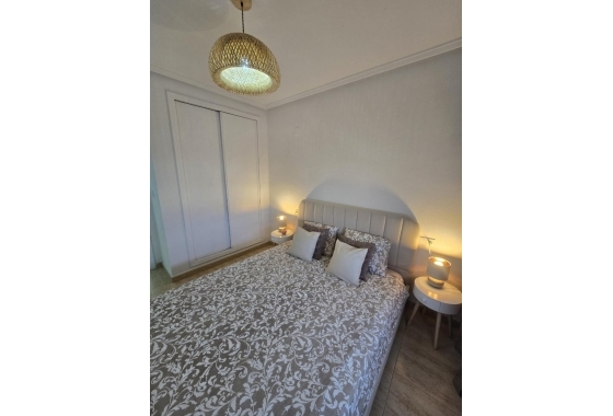 Reventa - Apartamento / piso - Torrevieja - Torreblanca