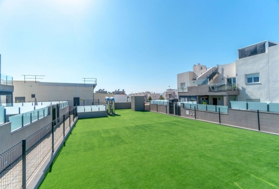 Resale - Bungalow - Torrevieja - Nueva Torrevieja - Aguas Nuevas