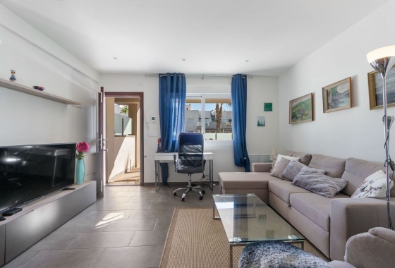 Resale - Bungalow - Torrevieja - Nueva Torrevieja - Aguas Nuevas