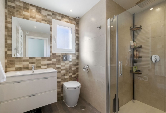 Resale - Bungalow - Torrevieja - Nueva Torrevieja - Aguas Nuevas