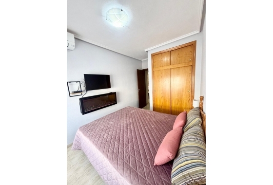 Reventa - Apartamento / piso - Torrevieja - Playa Acequion