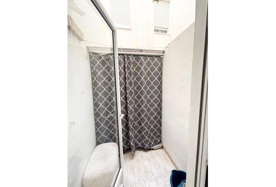 Reventa - Apartamento / piso - Torrevieja - Playa Acequion