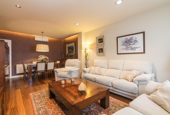 Reventa - Apartamento / piso - Elche - Center