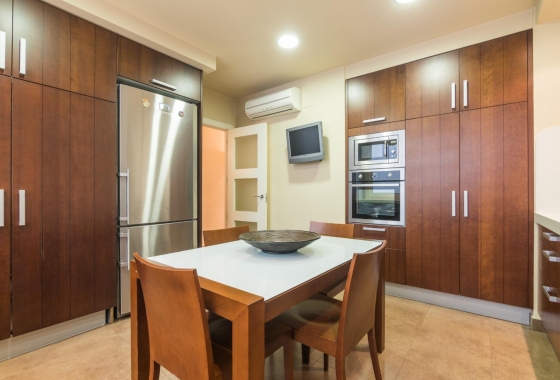 Reventa - Apartamento / piso - Elche - Center