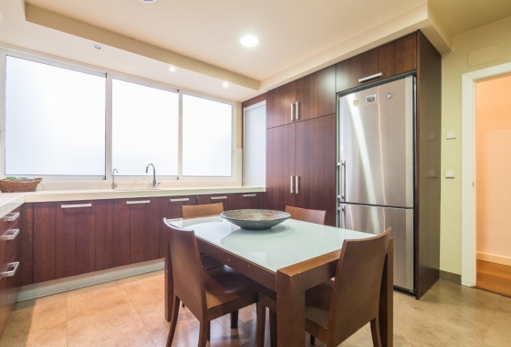 Reventa - Apartamento / piso - Elche - Center