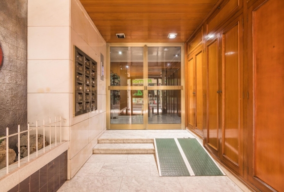 Reventa - Apartamento / piso - Elche - Center