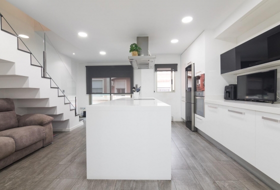 Reventa - Apartamento / piso - Elche - Center