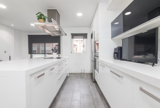 Reventa - Apartamento / piso - Elche - Center