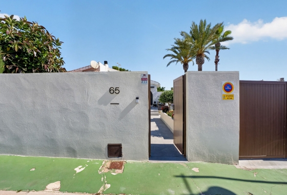 Rynek Wtórny - Willa - Torrevieja - Nueva Torrevieja - Aguas Nuevas
