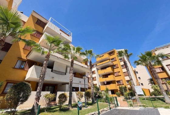 Resale - Apartment / flat - Torrevieja - Punta prima