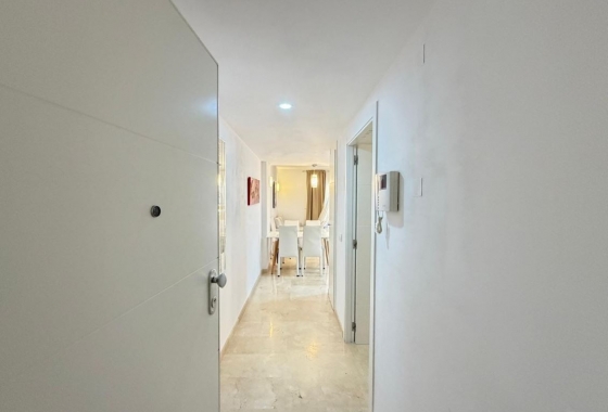 Resale - Apartment / flat - Torrevieja - Punta prima