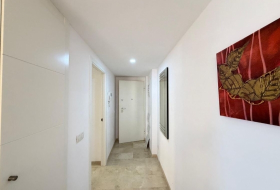 Resale - Apartment / flat - Torrevieja - Punta prima
