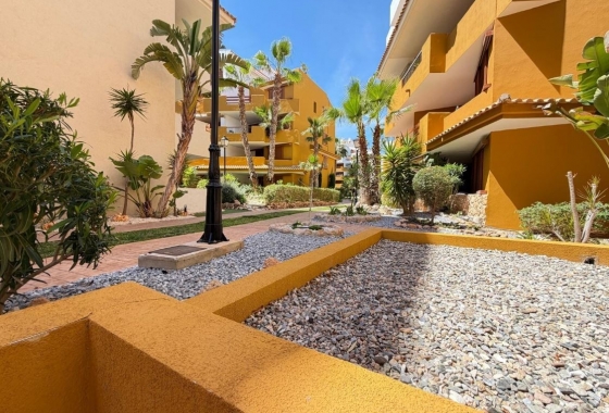 Resale - Apartment / flat - Torrevieja - Punta prima