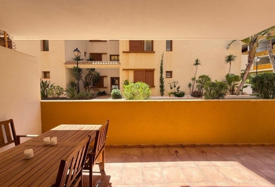 Resale - Apartment / flat - Torrevieja - Punta prima