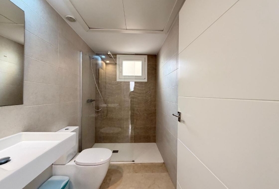 Resale - Apartment / flat - Torrevieja - Punta prima