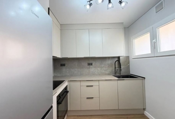 Rynek Wtórny - Apartament - Torrevieja - Punta prima