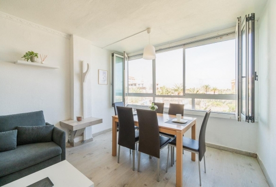 Reventa - Apartamento / piso - Torrevieja - Punta prima