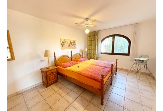 Reventa - Villa - Calpe - Zona Puerto Blanco - Maryvilla