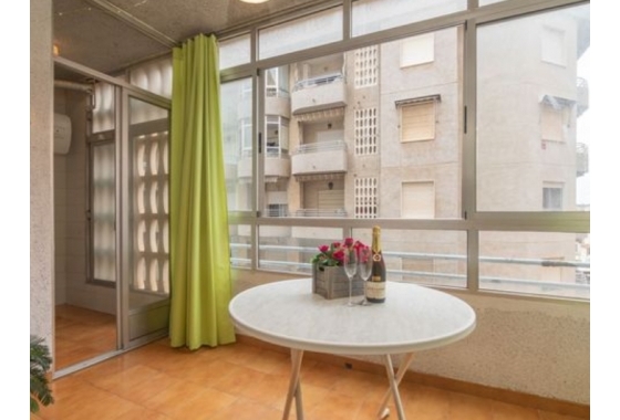 Reventa - Apartamento / piso - Santa Pola