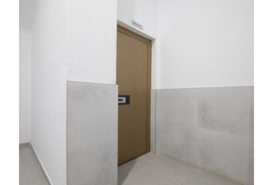 Reventa - Apartamento / piso - Santa Pola