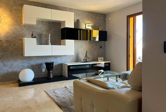 Reventa - Apartamento / piso - Orihuela Costa - Punta Prima