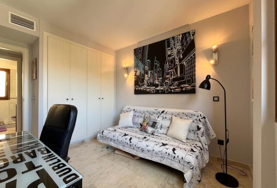 Reventa - Apartamento / piso - Orihuela Costa - Punta Prima