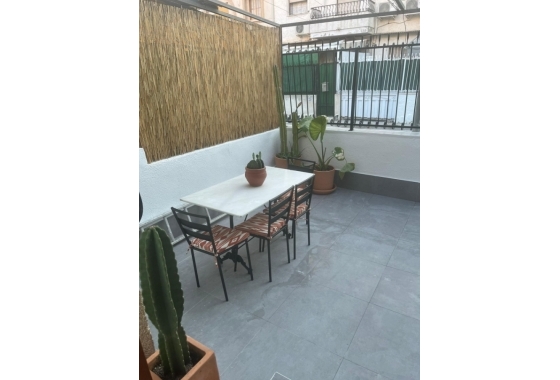 Rynek Wtórny - Bungalow - Santa Pola