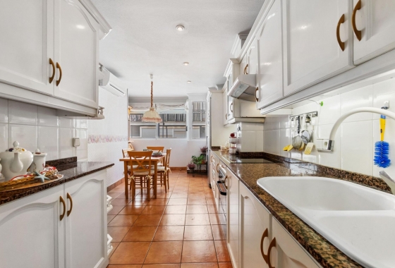 Rynek Wtórny - Apartament - Torrevieja - Centrum