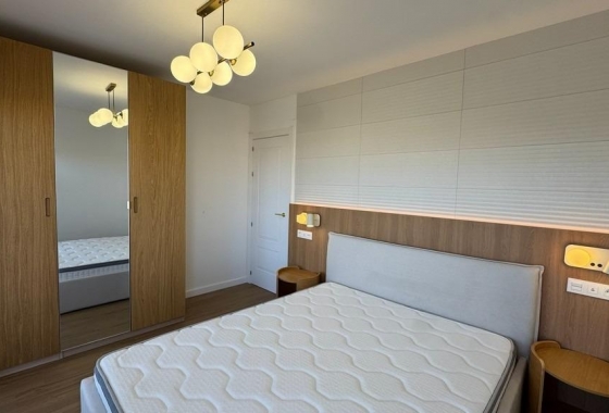 Resale - Apartment / flat - Torrevieja - Punta prima