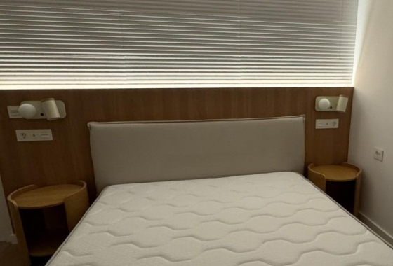 Resale - Apartment / flat - Torrevieja - Punta prima