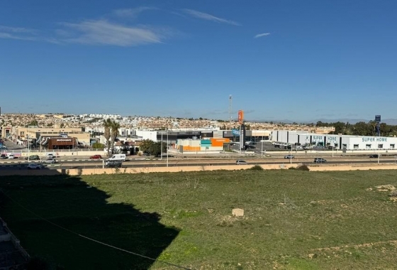 Resale - Apartment / flat - Torrevieja - Punta prima