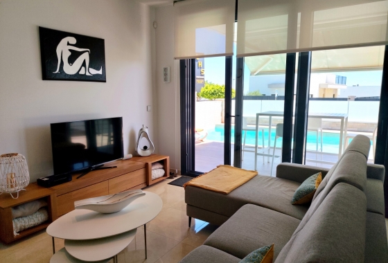 Reventa - Villa - San Miguel de Salinas