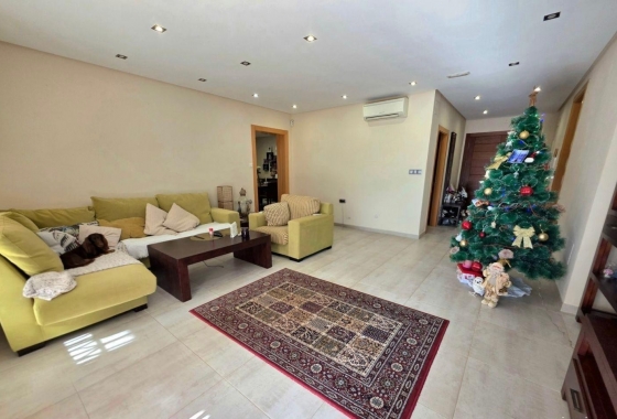 Resale - Villa - Dehesa De Campoamor